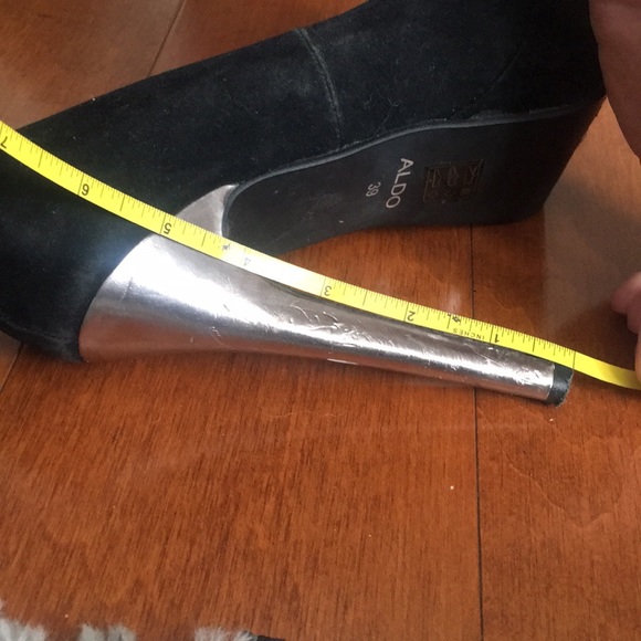 Women’s Aldo Shoes - Picture 4 of 5